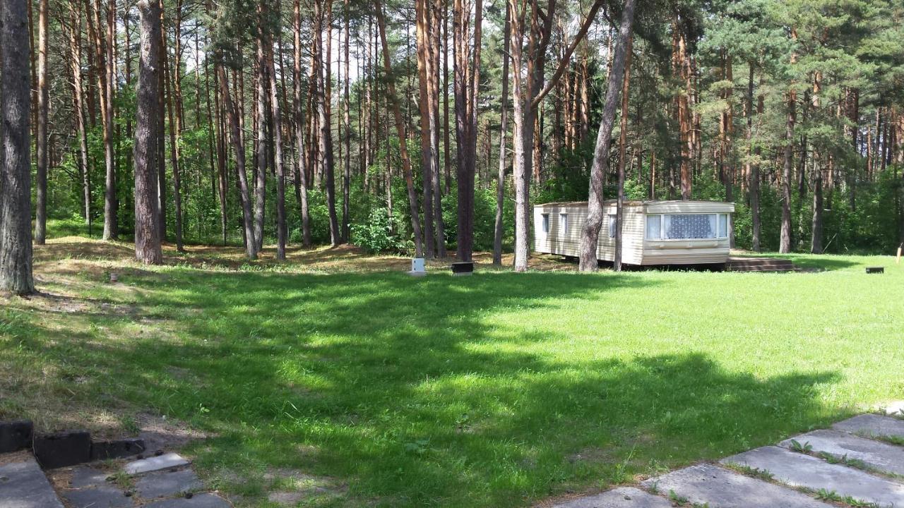 Neptuns Hotel Jūrkalne Buitenkant foto